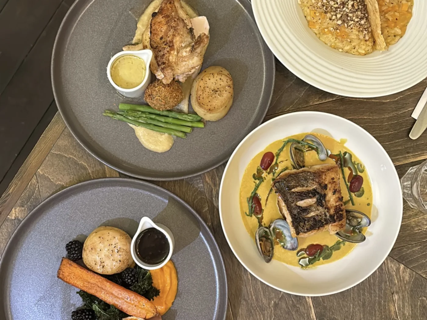 Food and drinks at Tubbs Restaurant & Bar in Colne